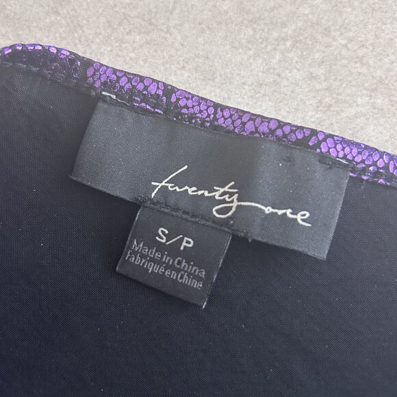 Forever 21 Embossed Croc One-Shoulder Dress ASO Tori Vega / Jade West - Picture 6 of 11